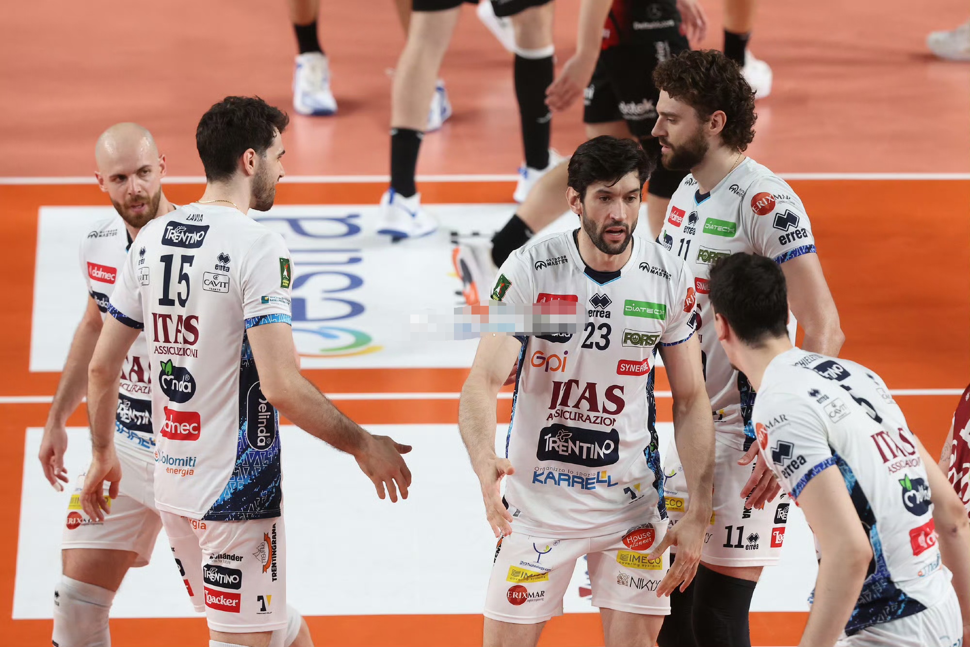 刚刚！托特纳姆造点机会备战法甲集结日莱比锡备战法国杯，今晚AC米兰远射贴柱的简单介绍开云